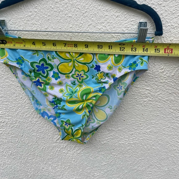 Vintage Bikini Bottoms - Picture 8 of 9